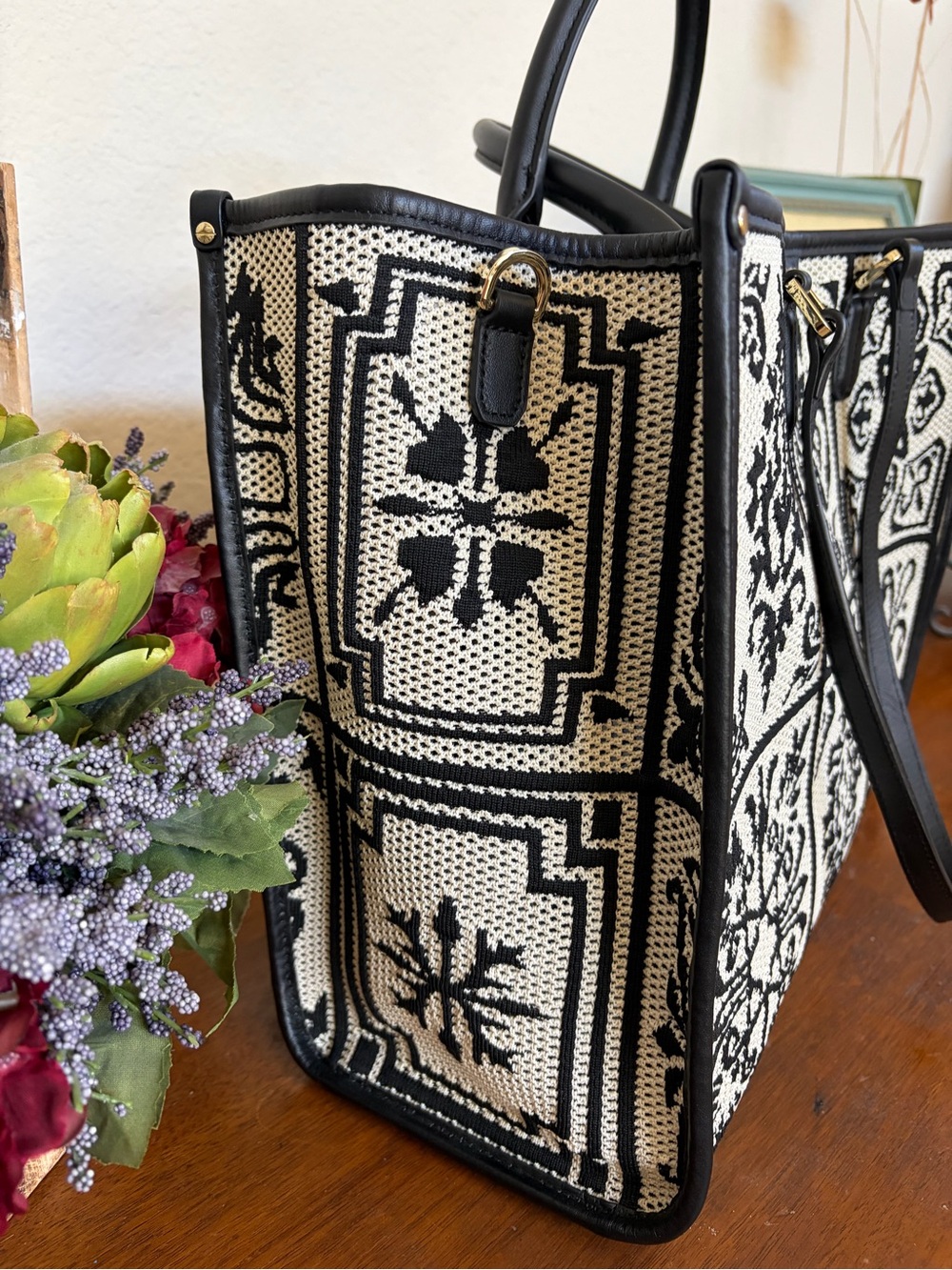 NWT viola Castellani Crochet Tote Bag Crossbody Bag - Picture 9 of 13